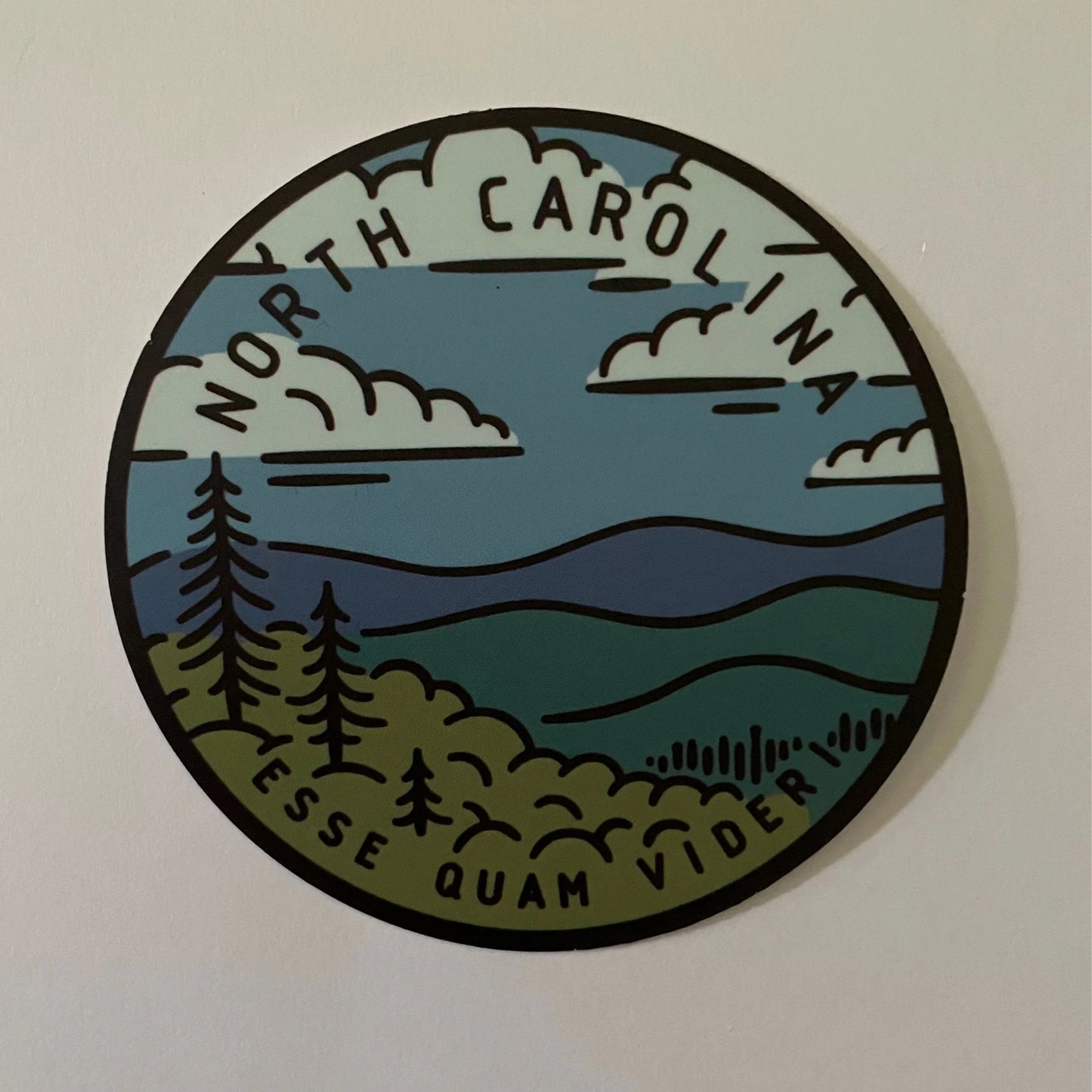 North Carolina State Sticker - Circle