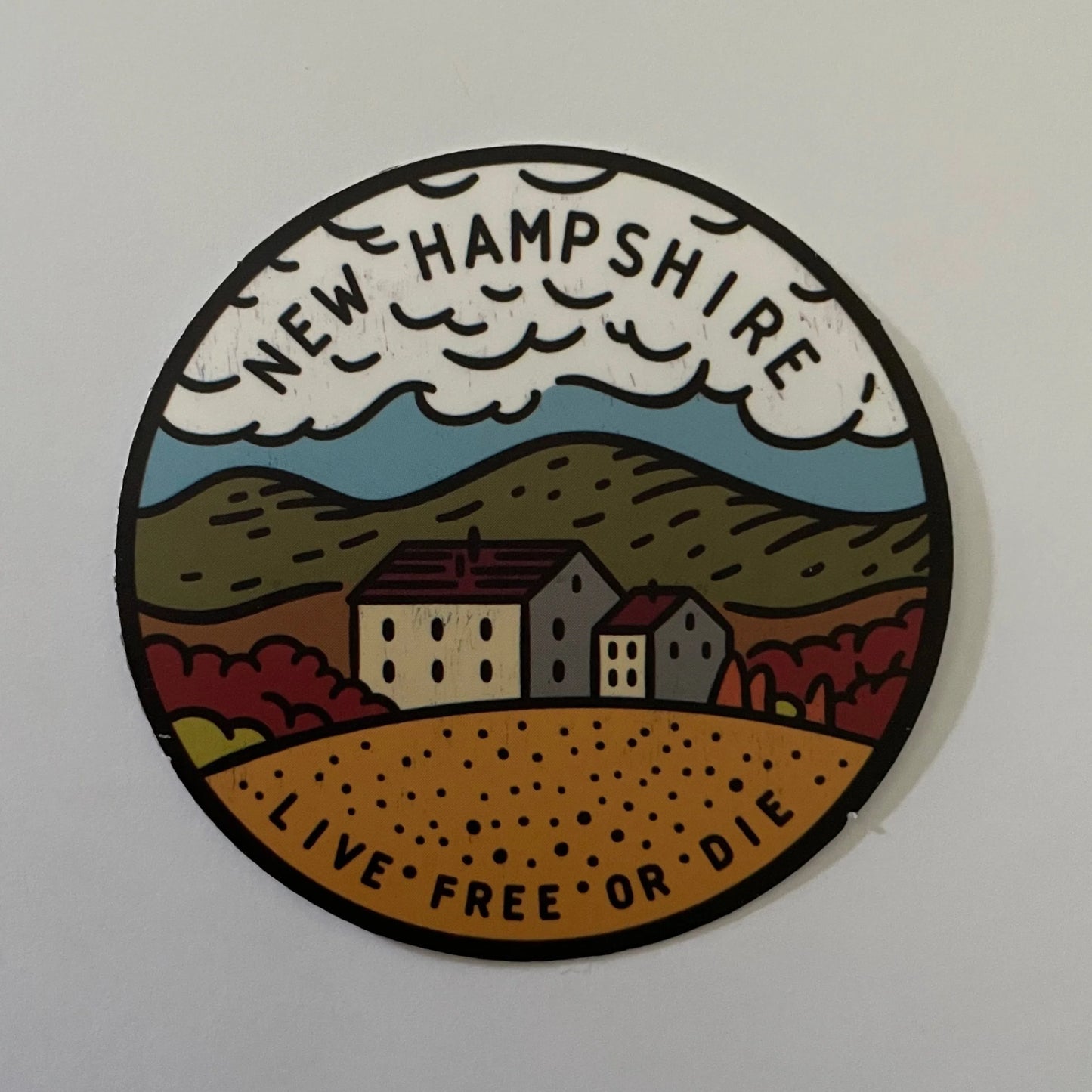 New Hampshire State Sticker - Circle